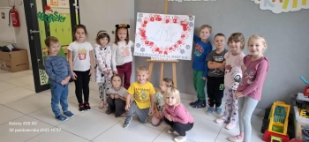 f81a46f5-dd21-45f7-a872-c0675869db79