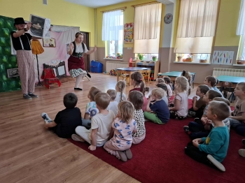 79e4f960-956f-40e7-878b-6f3b7b3e0a47