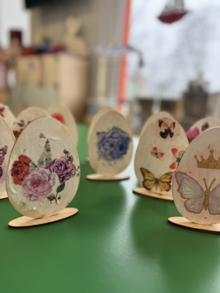 WARSZTATY DECOUPAGE W GRUPIE ,,SÓWEK''